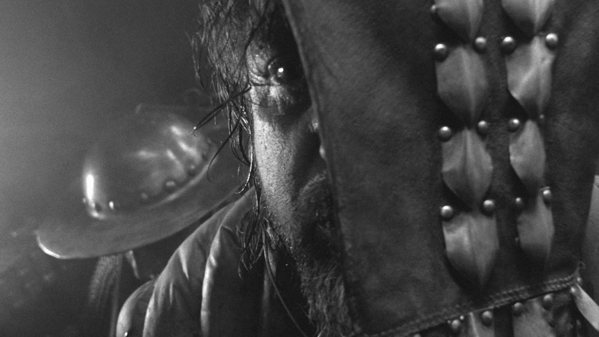 Кадр из фильма "Трудно быть богом"