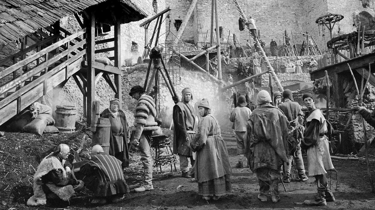 Кадр из фильма "Трудно быть богом"