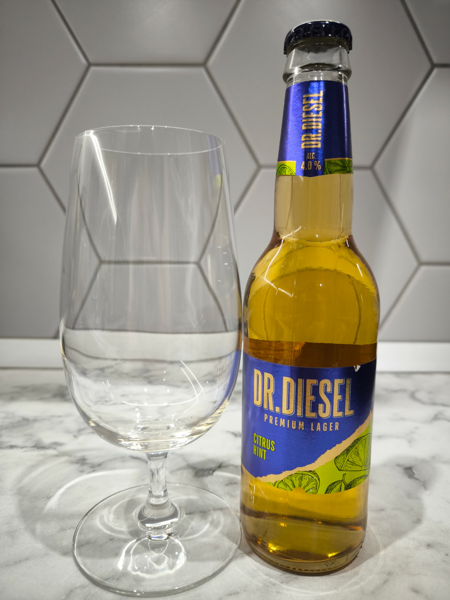 Пиво "Dr. Diesel Premium Lager Citrus" (Доктор Дизель Премиум Лагер Цитрус) от ОПХ