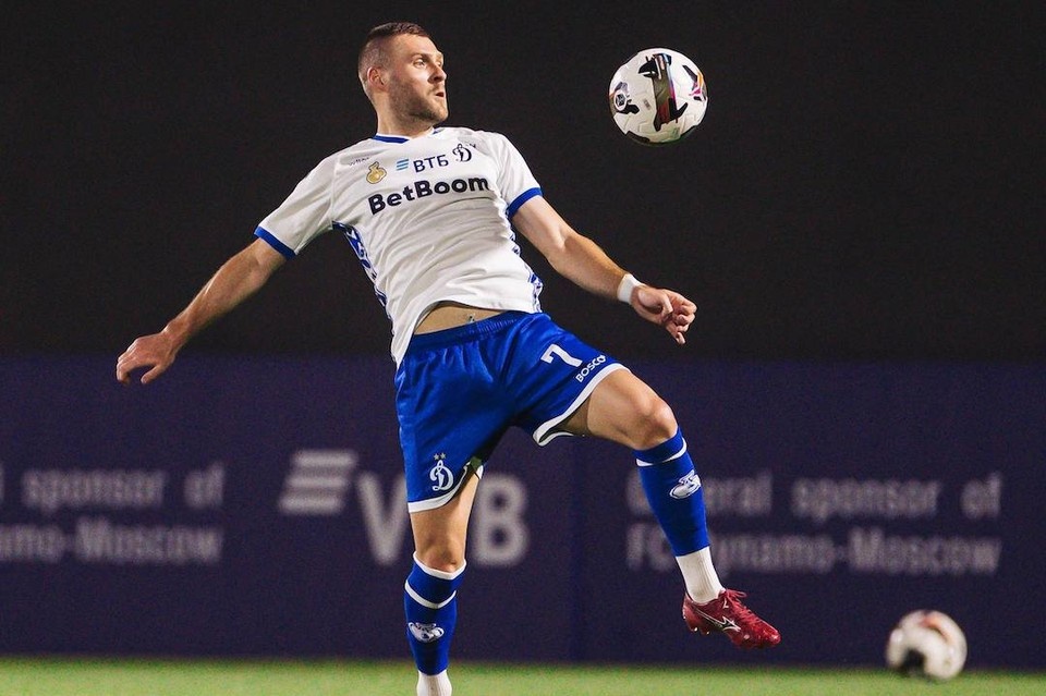    Команда летела со сборов из ОАЭ. Фото: пресс-служба ВК "Динамо"