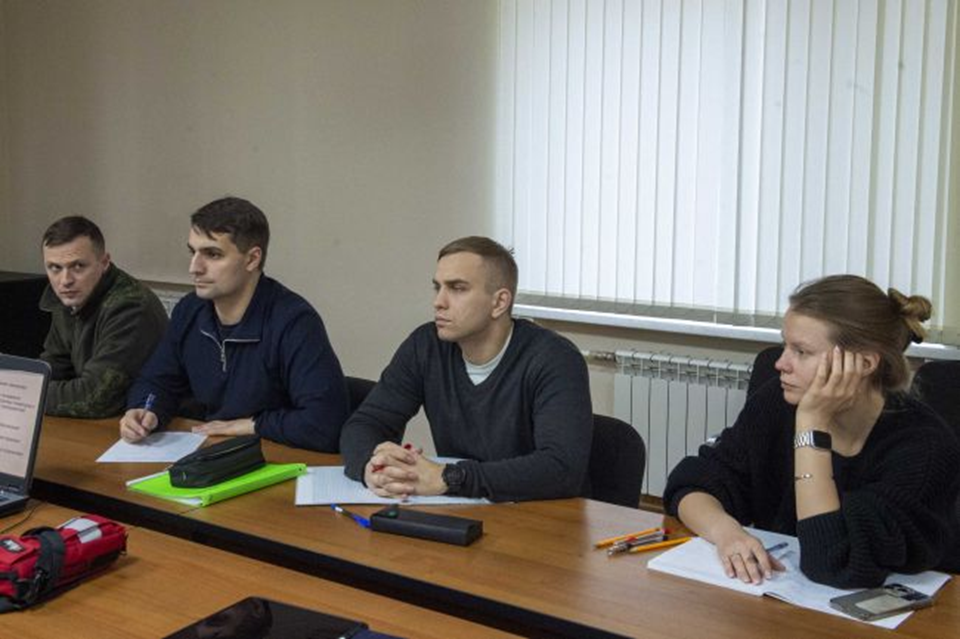 Кандидаты в космонавты на теоретическом занятии в рамках ОКП. Фото: ЦПК 