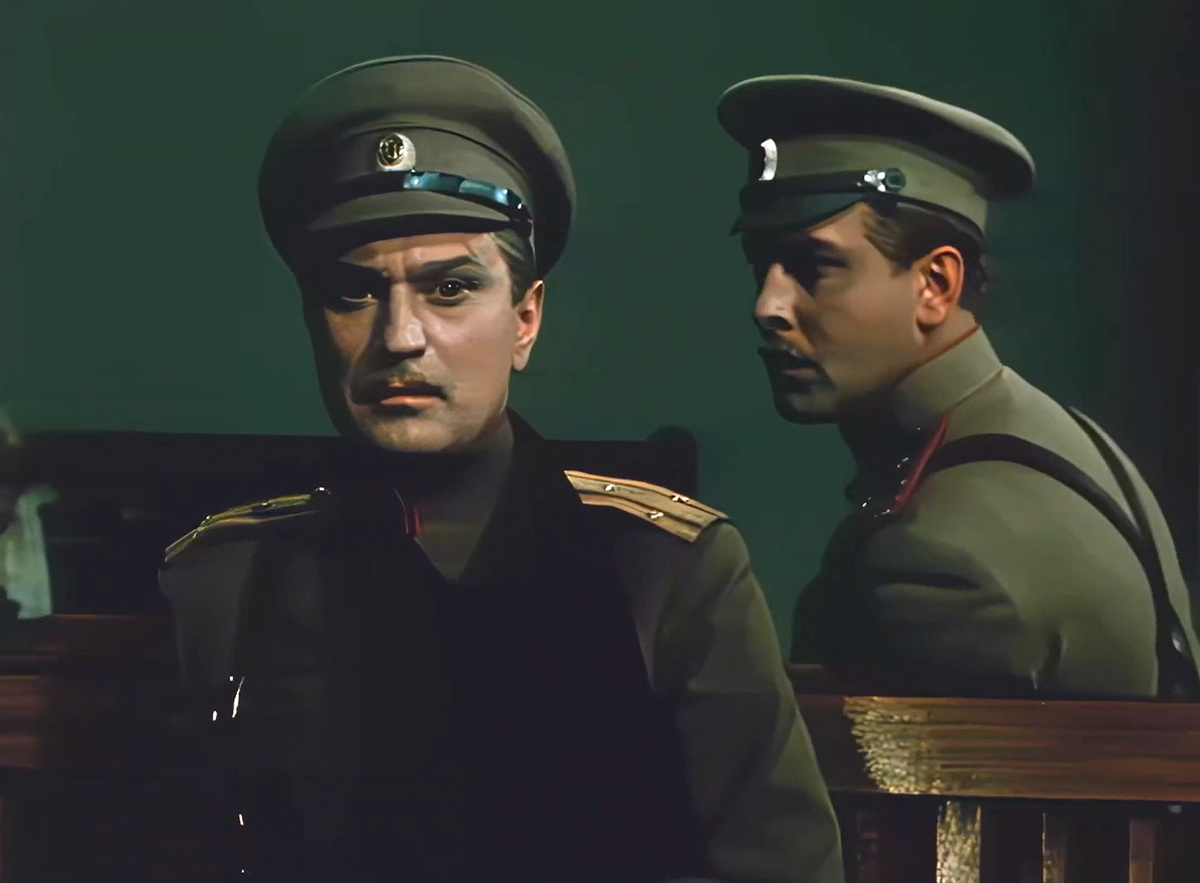 Кадр из кинофильма "Хождение по мукам: Восемнадцатый год", 1958 г., режиссер Григорий Рошаль, сценарист Борис Чирсков, композитор Дмитрий Кабалевский (скриншот)