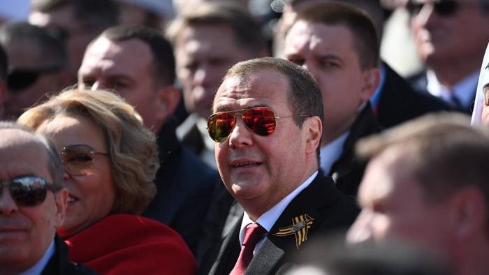 Дмитрий Медведев. Обложка © Life.ru