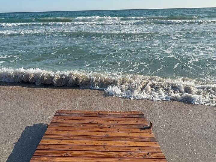 Нам детей нужно вывозить в Крым, а билетов нет!