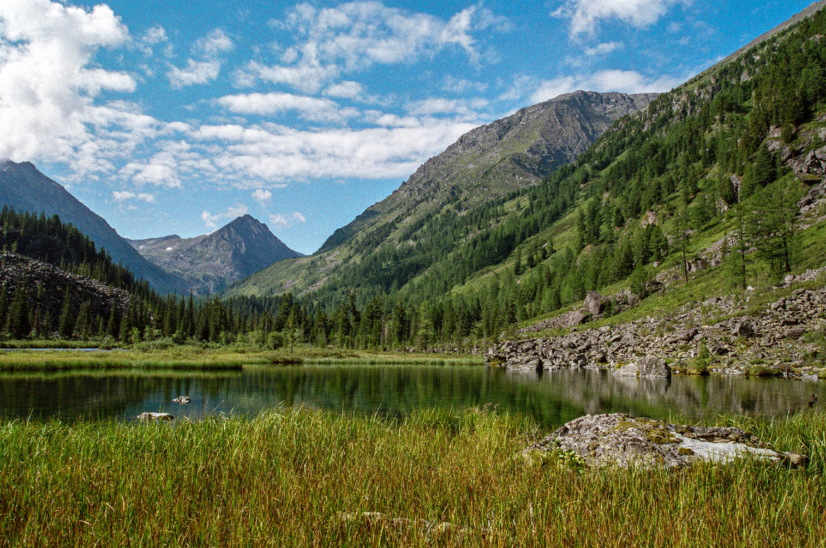 Хотя от него до Крепкого ещё шлёпать и шлёпать.