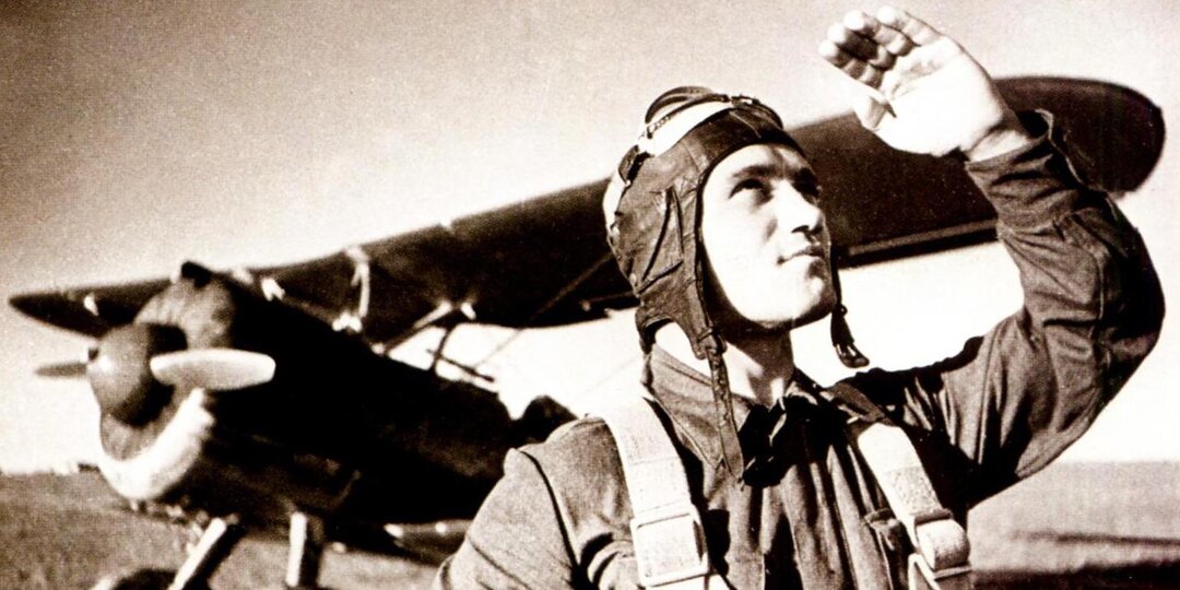 Боевое применение истребителей И-15бис в военном конфликте с японскими войсками на реке Халхин-Гол (МНР) в мае-сентябре 1939 года.