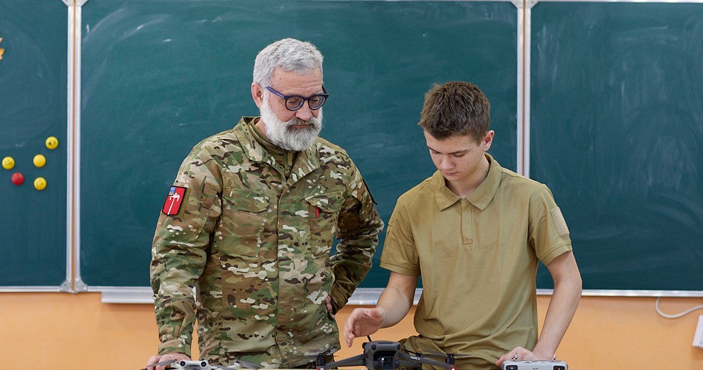 Учить на собственном примере. Для чего ветеран СВО стал наставником центра «Воин»
