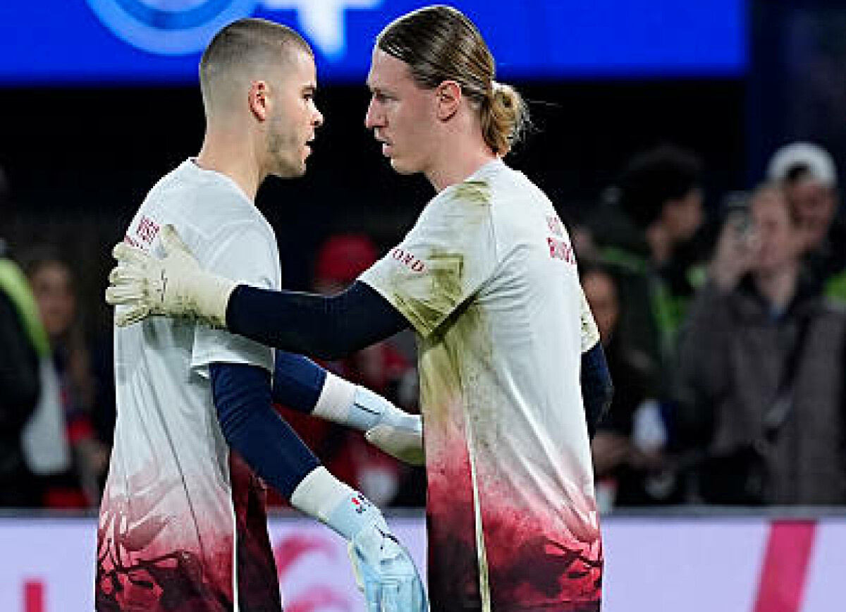     Фаны «ПСЖ» после «сухаря» Сафонова в матче с «Мецем»: Матвей не Нойер, но понадежнее Шевалье