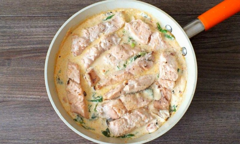 Горбуша в сливочном соусе