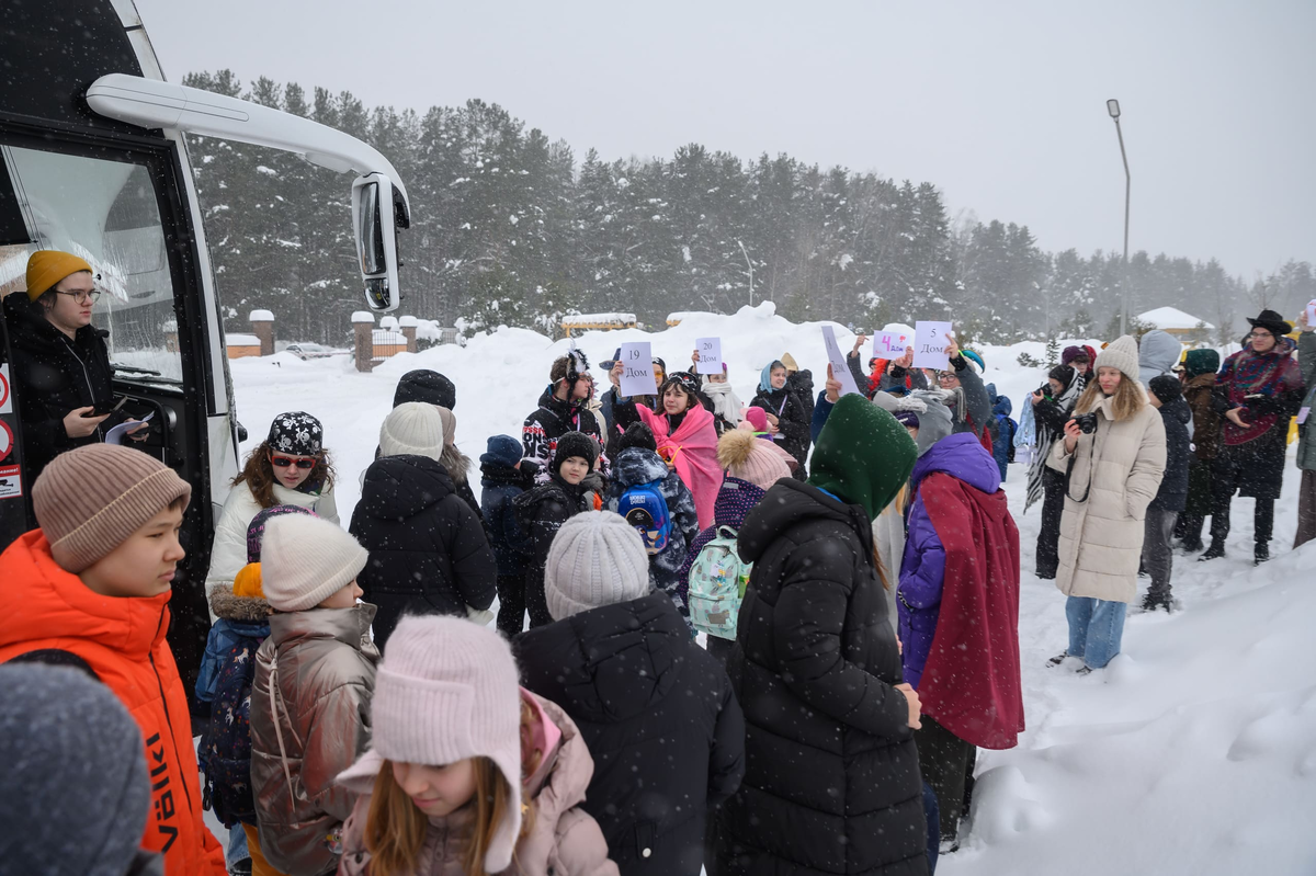 В лагере «Шередарь» они учились распознавать и проживать свои чувства, которые часто подавляются в семье, где есть тяжелобольной ребенок.