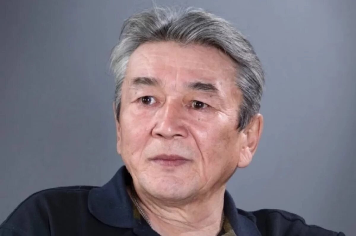    Заслуженный артист Якутии Дмитрий Михайлов скончался на 68-м году жизни