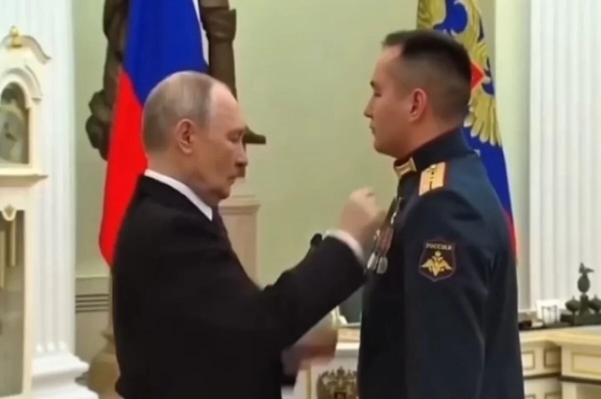    Владимир Путин удостоил жителя Башкирии звания Героя России