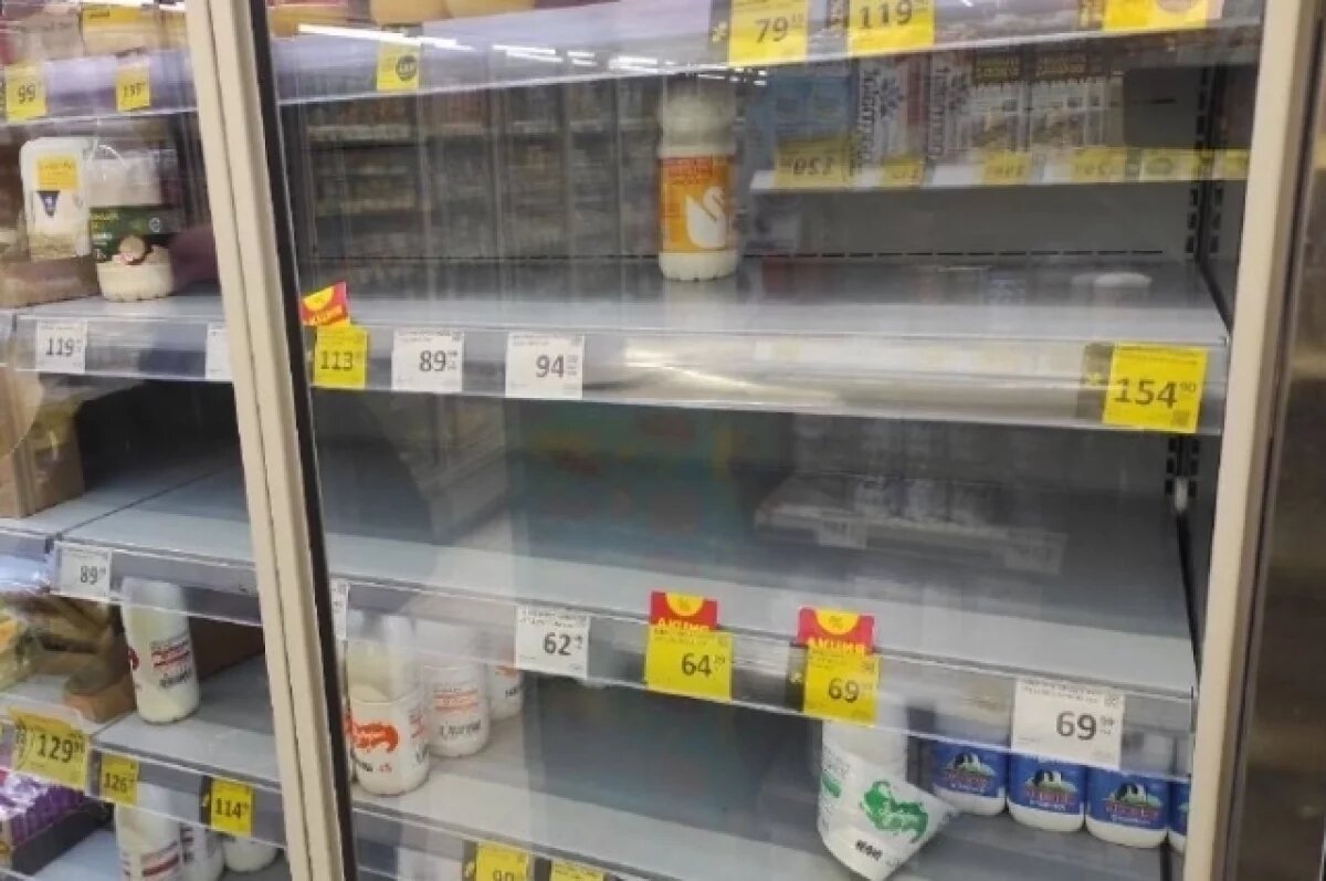    Полупустые полки магазинов Криволучья Тулы скоро должны заполнить товарами