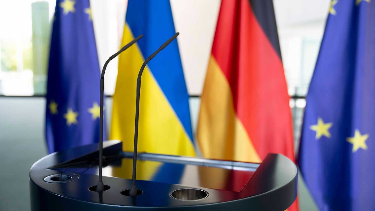    Флаги Украины, Германии и Евросоюза/GLP