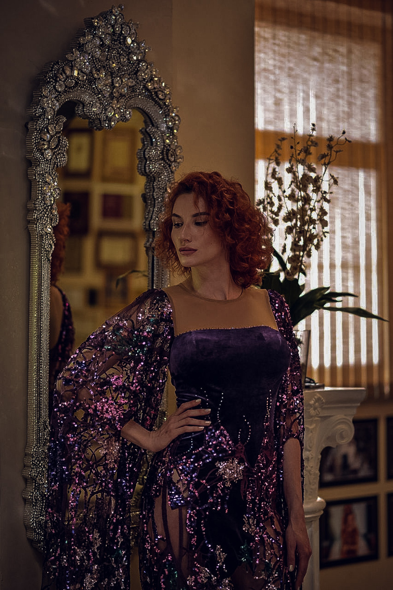 Тот самый Подиум на Неделе Моды, который обнажил в Княженике всё то, что она так долго пыталась скрыть от самой себя...