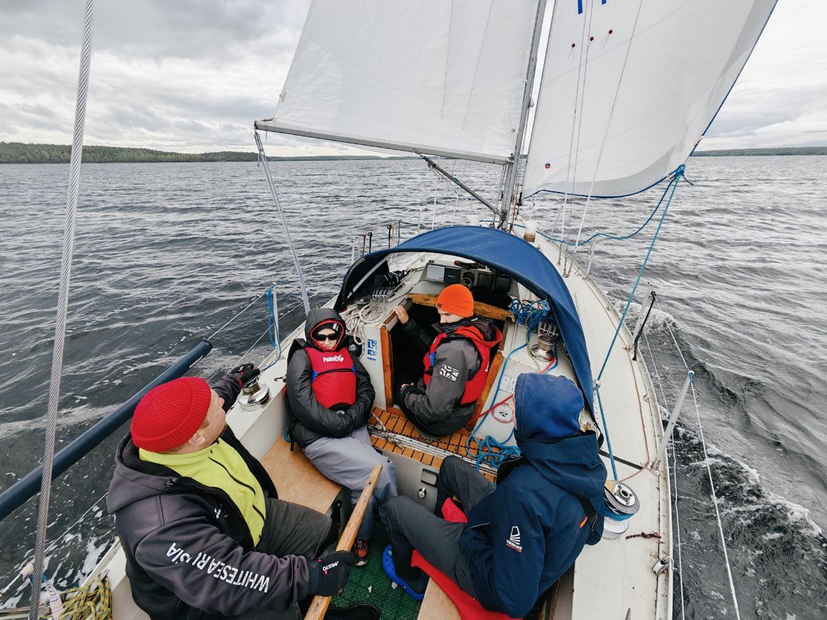 На яхте Чупе