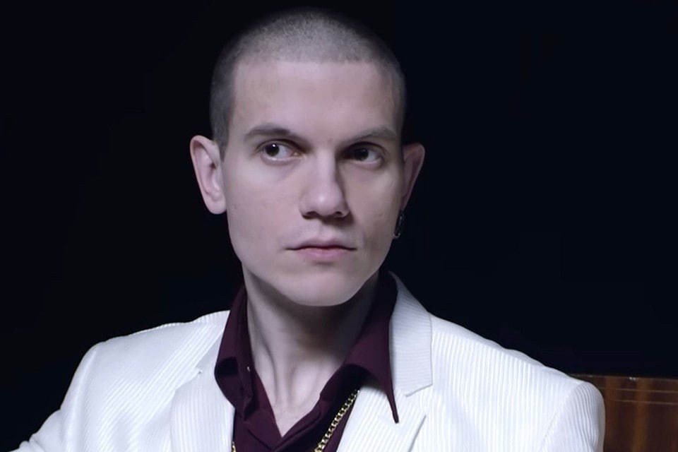    Николай Комягин. Кадр из видео Shortparis@Youtube