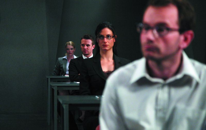 Фильм «Экзамен» 2009 - сложный психологический триллер