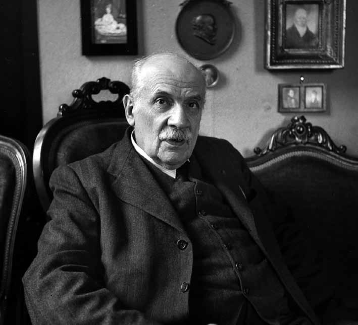 АЛЕКСАНДР НИКОЛАЕВИЧ БЕНУА