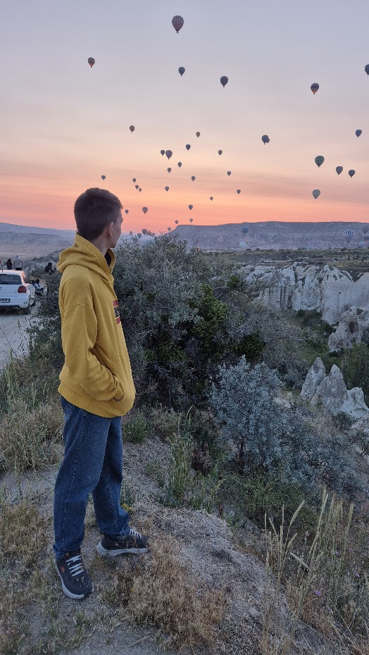 Серёжа в Каппадокии