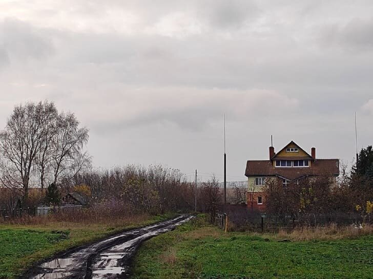    Дом убитого фермера. Фото: Пруфы