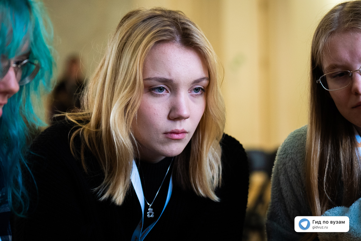 «Дорогу педагогу». СМИ «Гид по вузам»