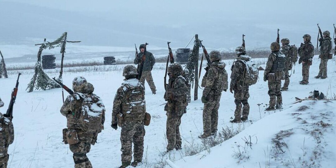 Спецоперация, 23 февраля: ВСУ потеряли до 1355 военнослужащих, Зеленский рассказал, как прятался два года в бункере