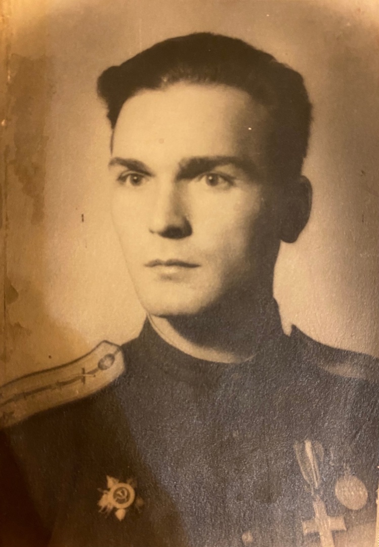 Тарских Артём Павлович. Фотография из архива А. Ю. Карповой