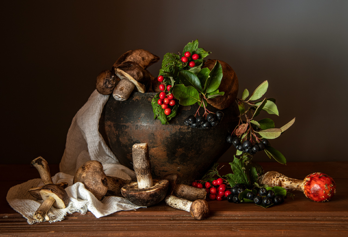 С чугунком и грибами. Осень 2025 г.