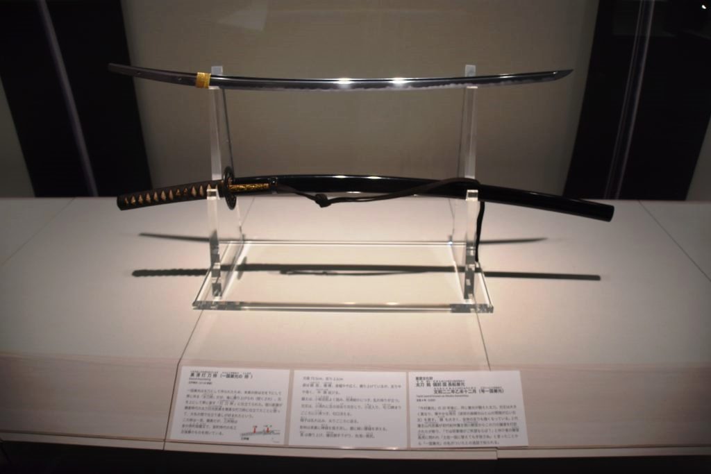 一国兼光 太刀 (Икоку Канэмицу тати)