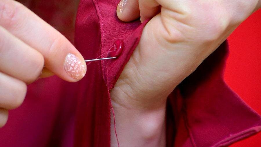 Примета «шить на себе» считается одной из самых известных и строгих в славянском фольклоре