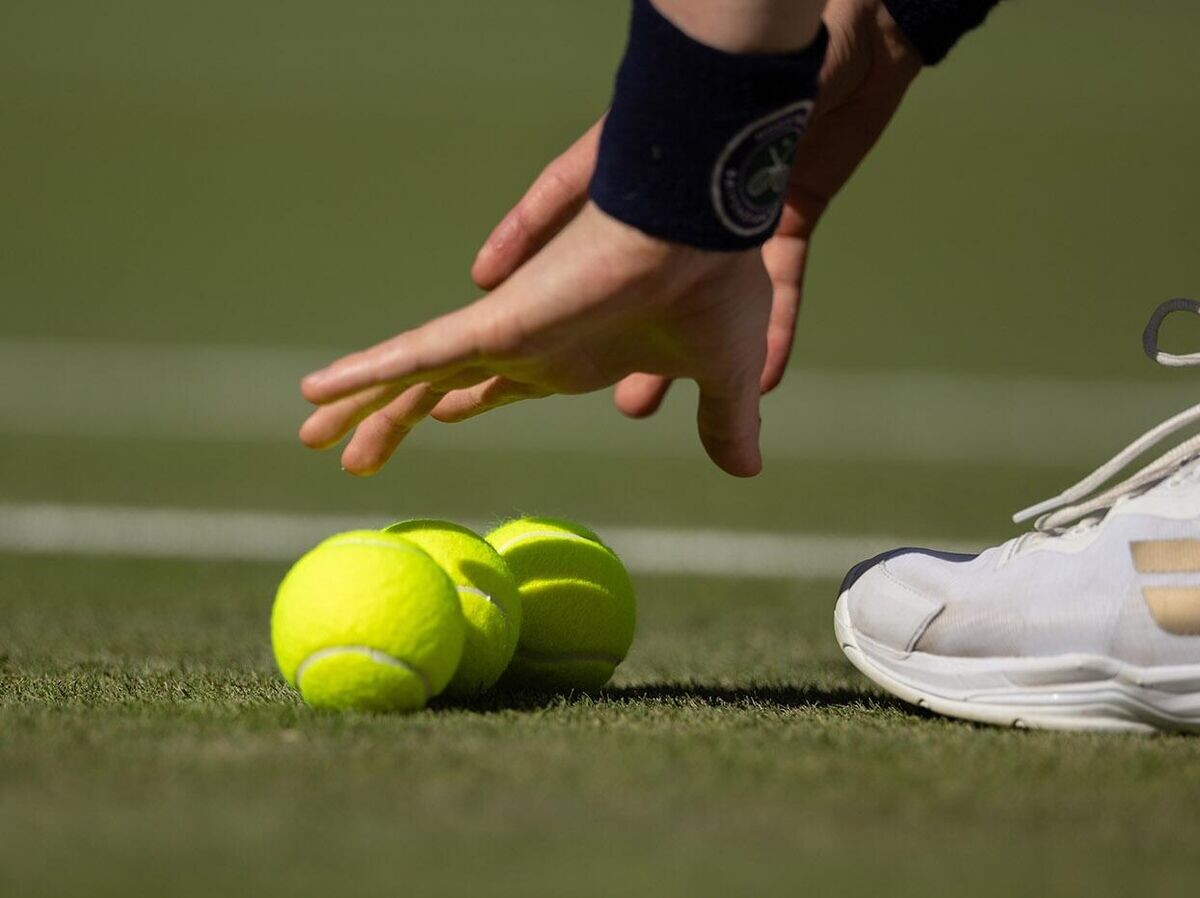    Теннисные мячи, травяной корт | © Фото : Пресс-служба Уимблдона