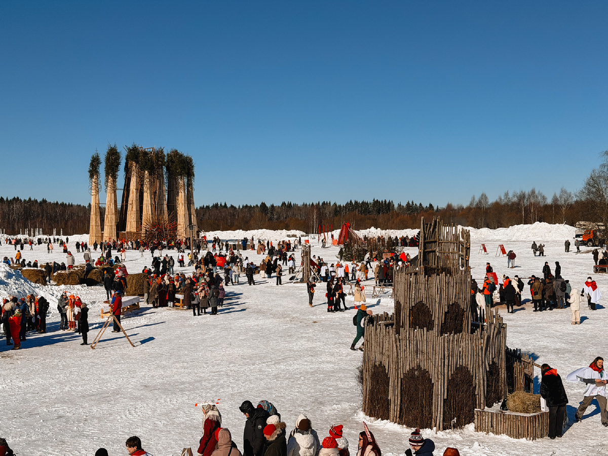 главная площадь с играми