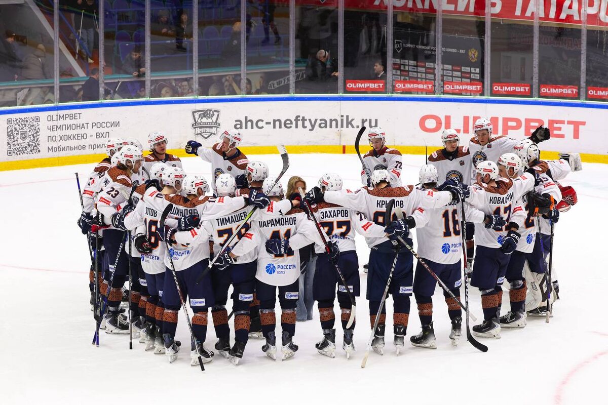    Молодчики и красавчики: ХК «Южный Урал» переиграл одного из лидеров турнирной таблицы - ХК «Нефтяник»
