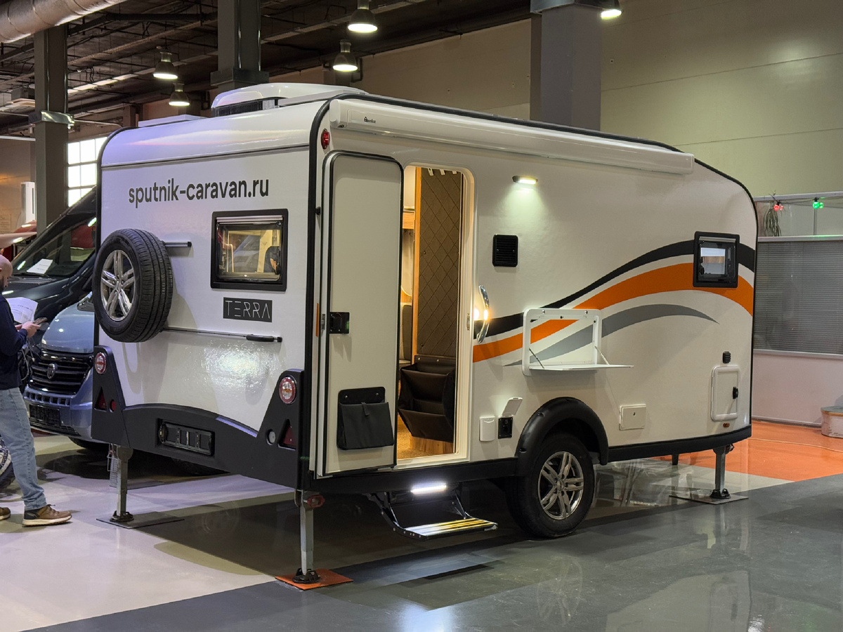 Прицеп-дача Sputnik 400 Terra FB