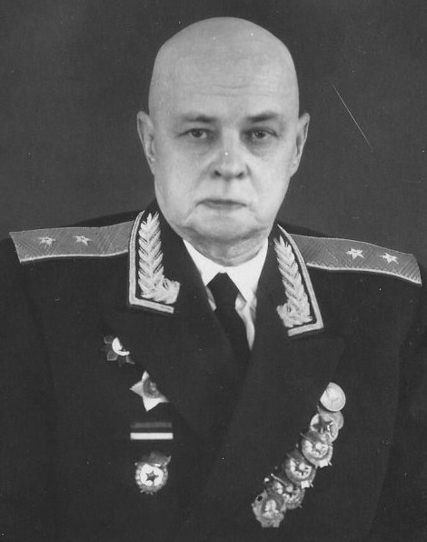 Богдан Константинович Колчигин (26 ноября 1895 года, Киев — 25 октября 1976 года, г. Изюм Харьковской области) — советский военачальник, генерал-лейтенант (05.03.1944), доцент, кандидат военных наук