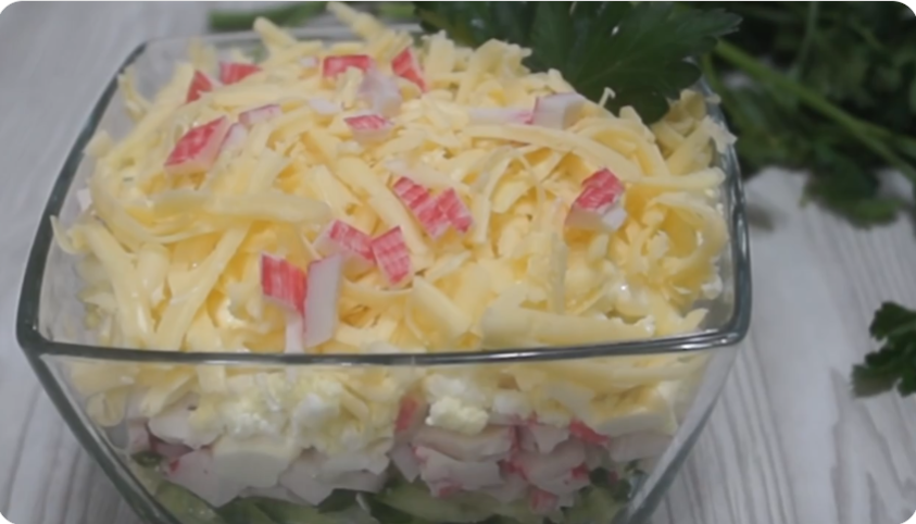 Салат «Нежность»: рецепт для тех, кто ценит время и вкус...