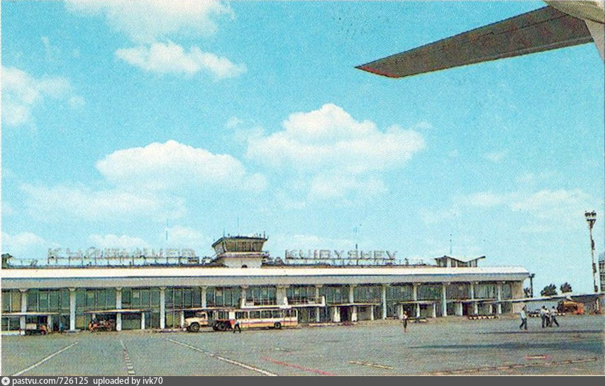 Здесь мы сдавали экзамены в 1981 г.