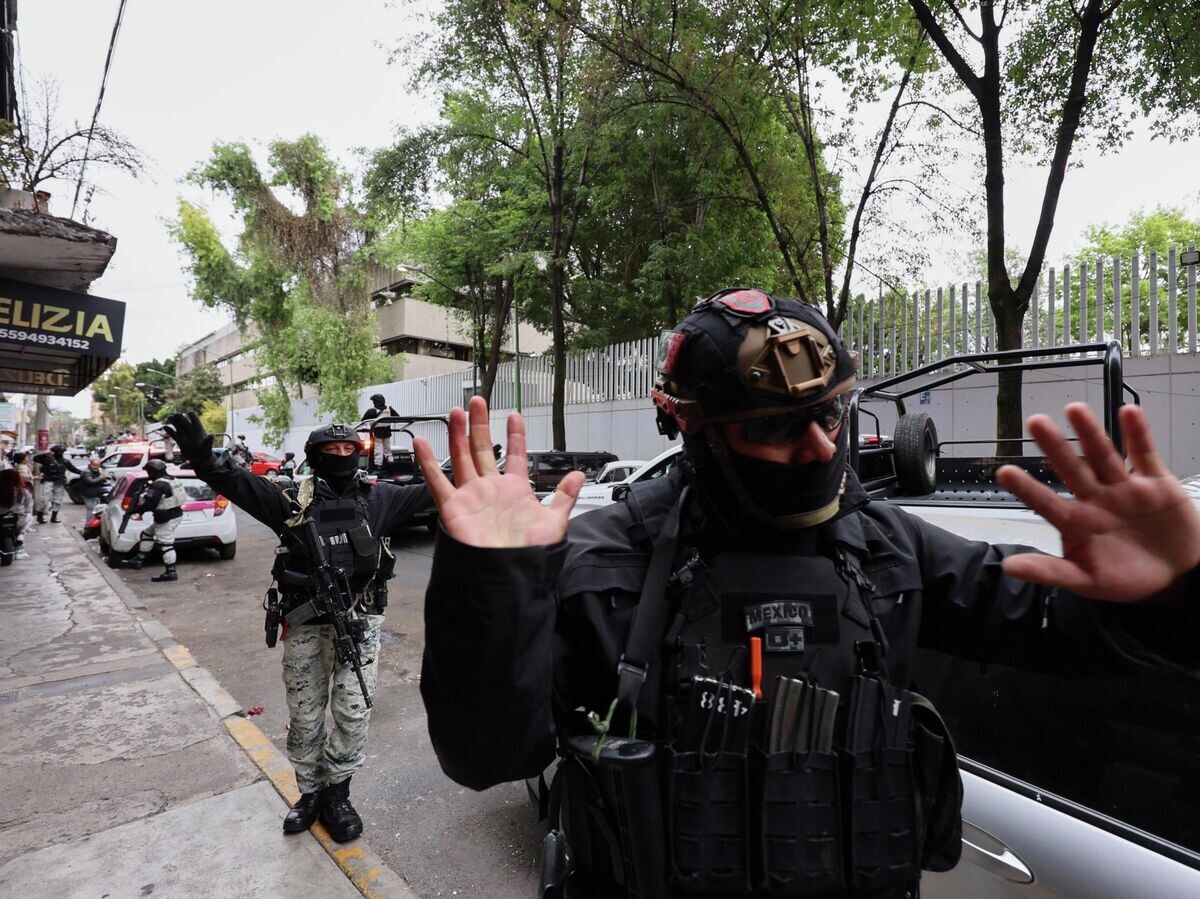    Военнослужащие Национальной гвардии во время беспорядков в Мексике | © AP Photo / Ginette Riquelme