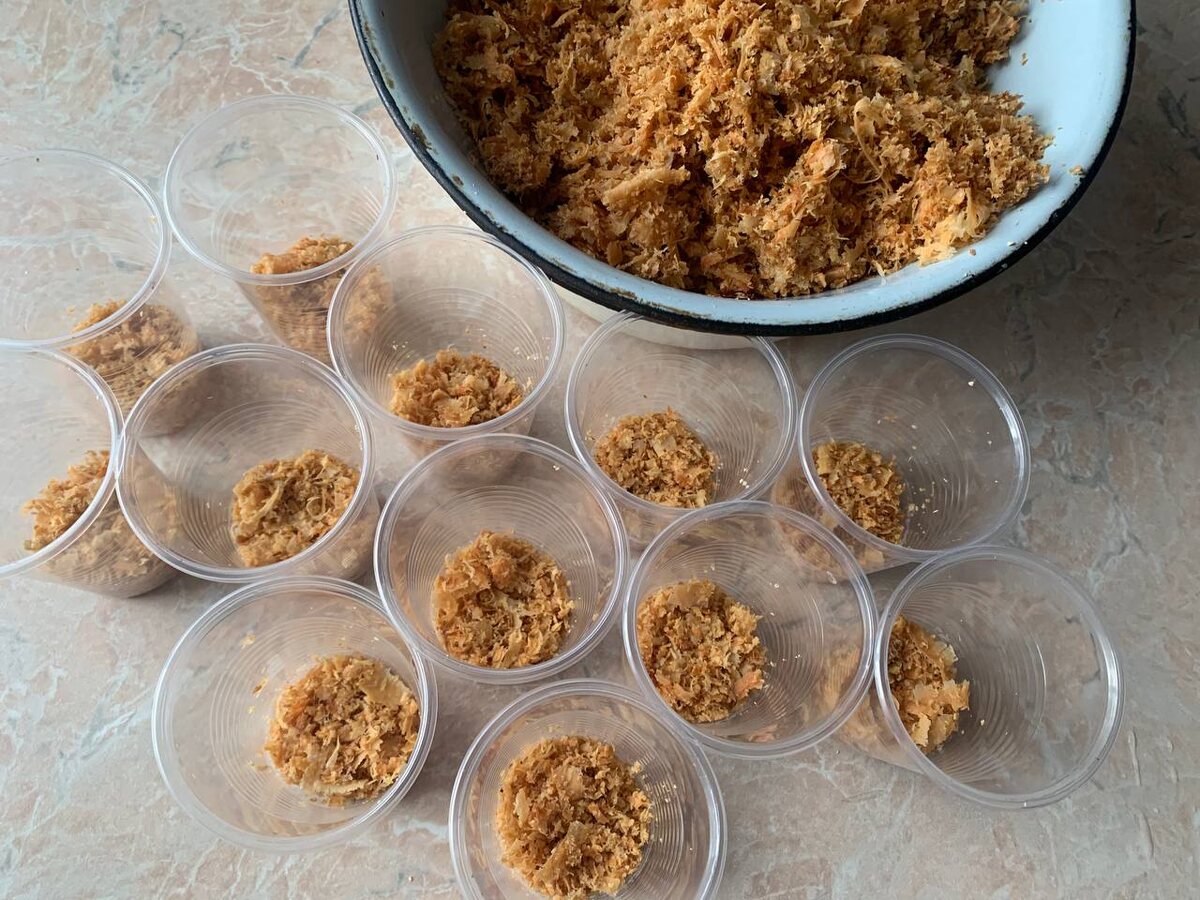 Прокипяченные опилки. Получится хорошая аэрация. Фото автора 