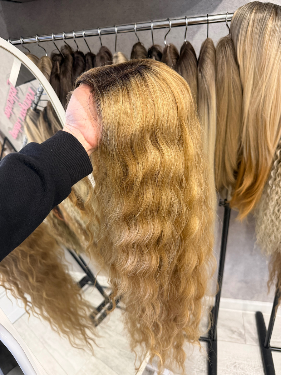 Все фото сделаны вживую : в обычном дневном освещении 