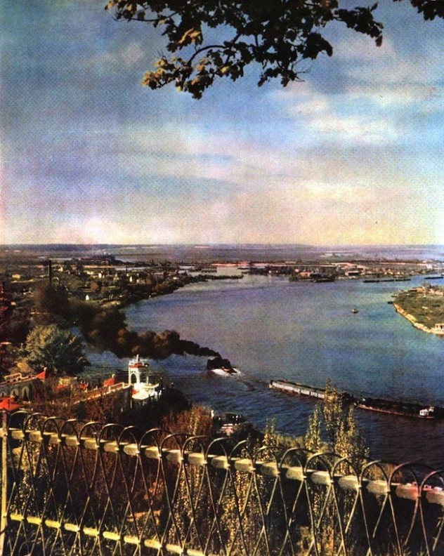 2. 1952. Днепр в Киеве. Фото В. Чупринина.