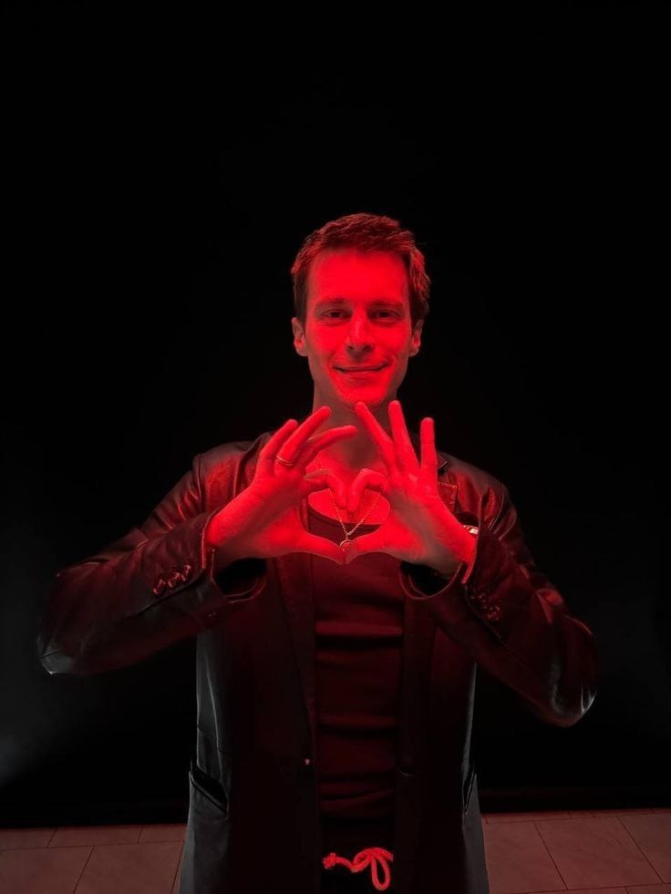 Фото взято из просторов интернета. Иван Янковский