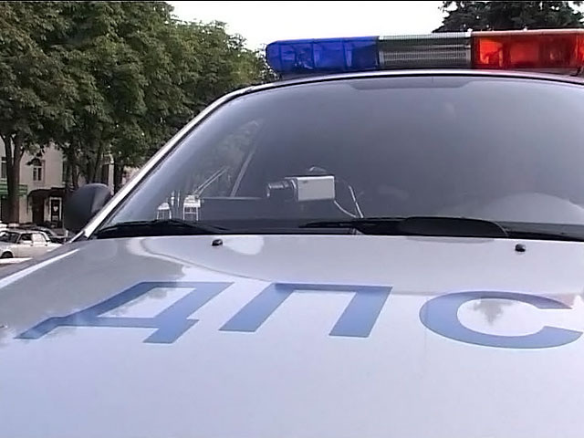    машина ДПС мигалки лето