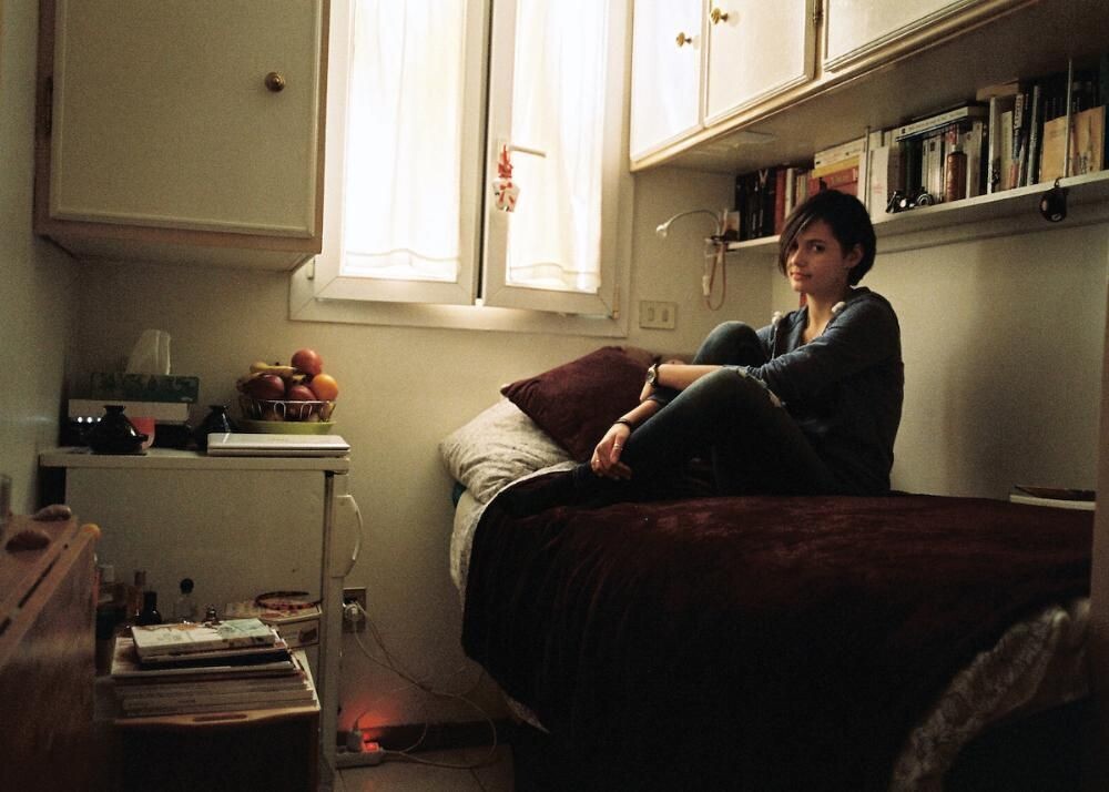 Проект журнала Vice, в котором люди показывали свои маленькие квартиры в Париже