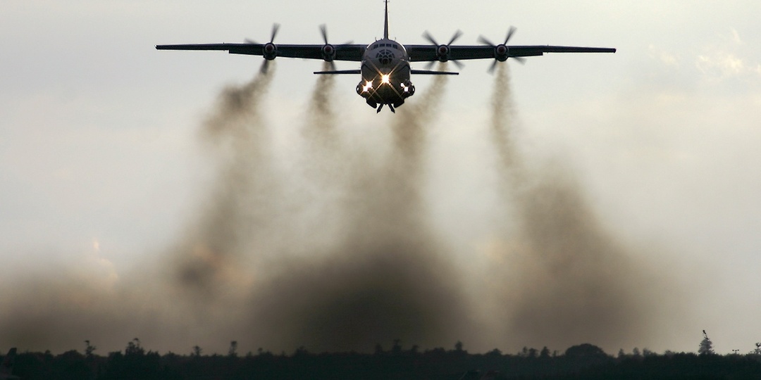 Жадность летчиков сгубила: катастрофа Ан-12 на Шри-Ланке