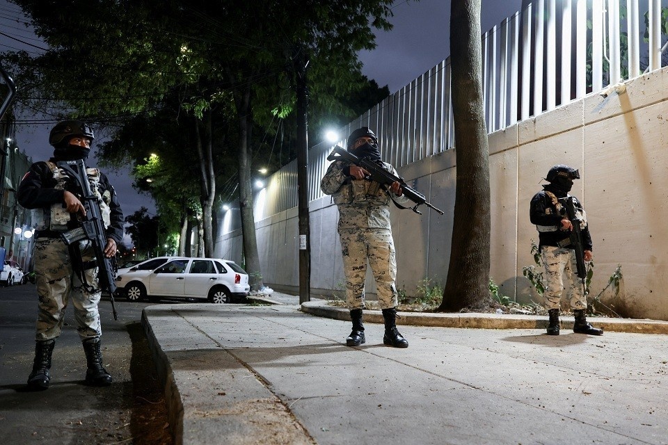    МО Мексики: На главу наркокартеля Эль Менчо вышли через его любовницу REUTERS