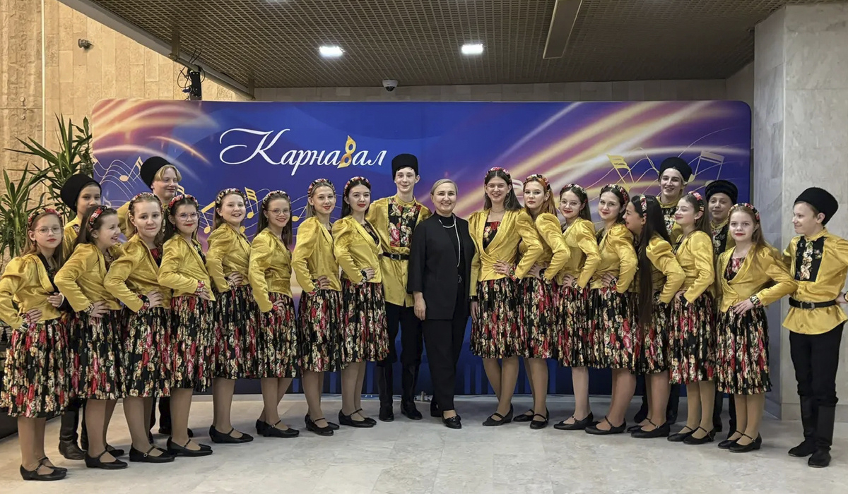 Ансамбль НЕВСКИЕ САМОЦВЕТЫ