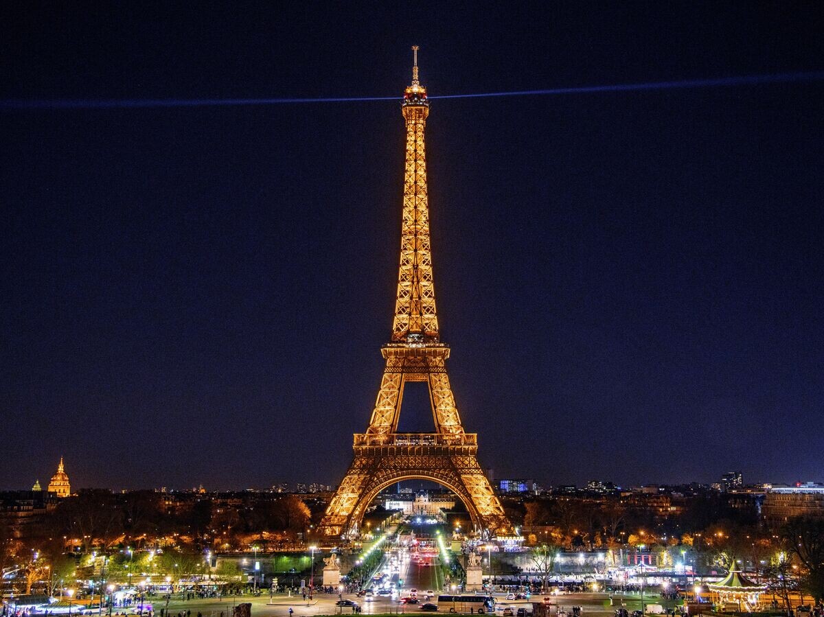    Эйфелева башня в Париже | © РИА Новости / Доминик Бутен