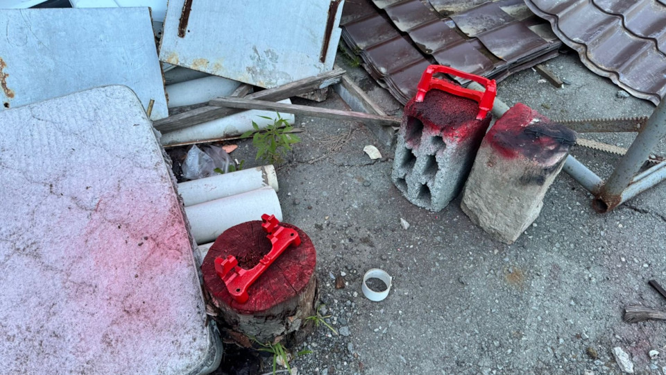 Раз покрасили. Ждем